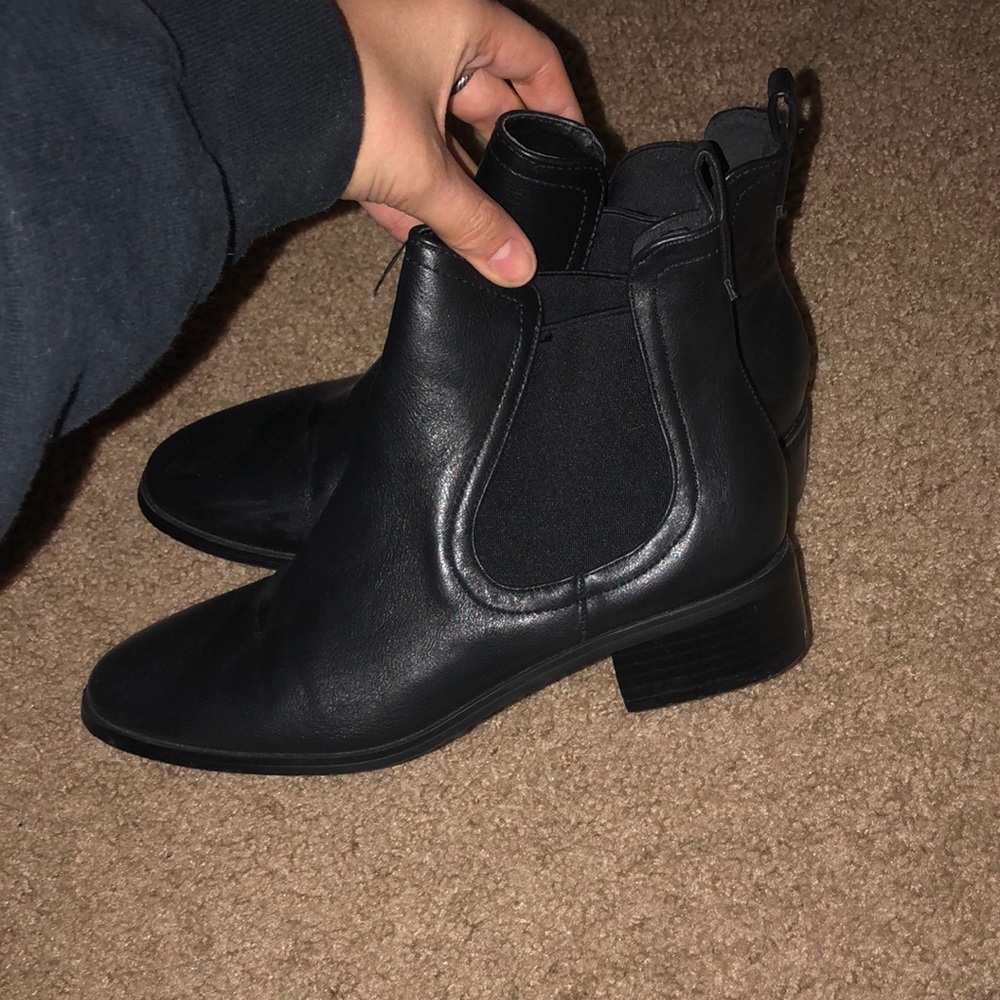 Brand new black forever 21 ankle boots
